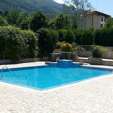 Holiday House Kubrat Sapareva Banya Bagian luar foto