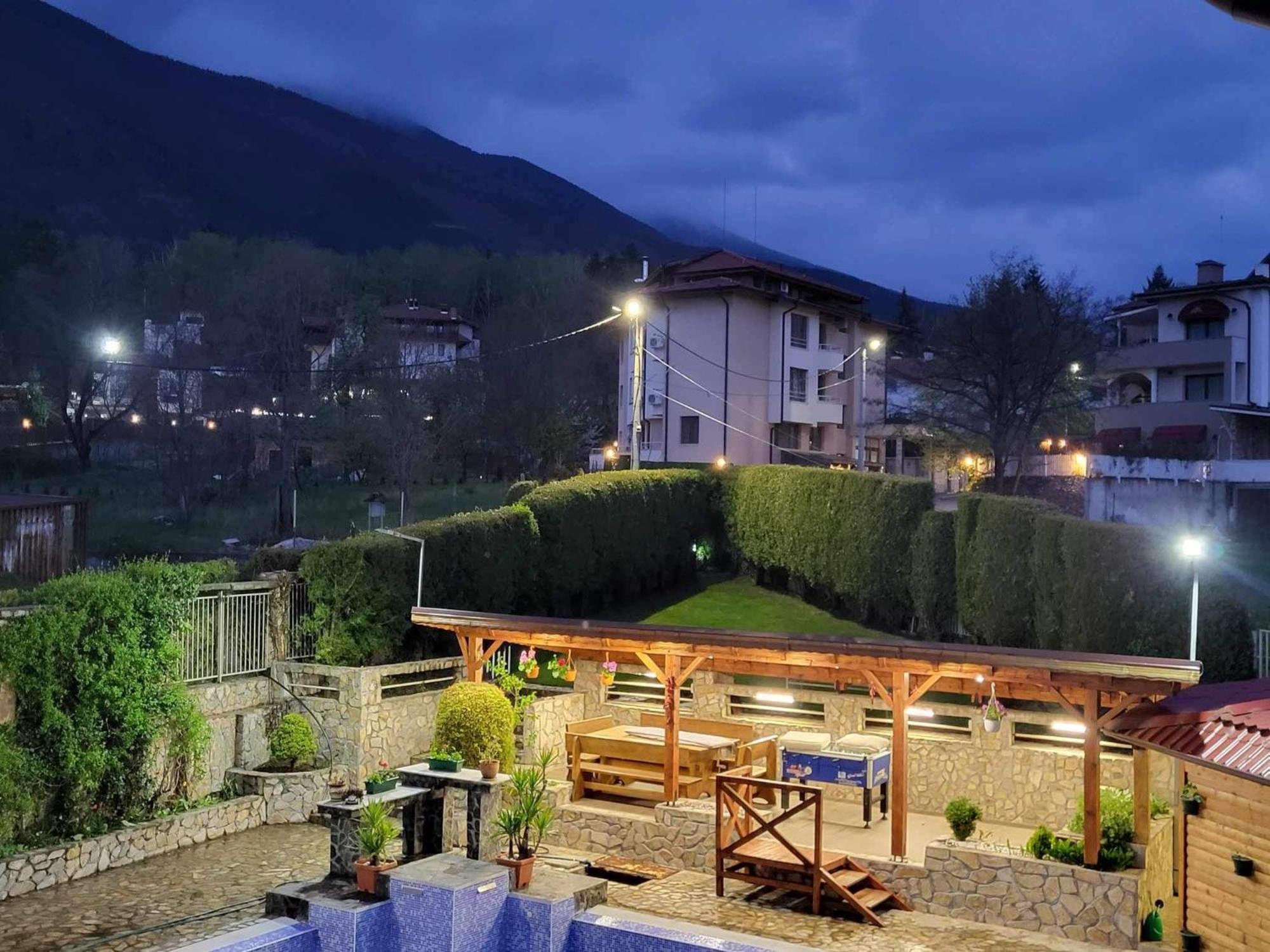 Holiday House Kubrat Sapareva Banya Bagian luar foto