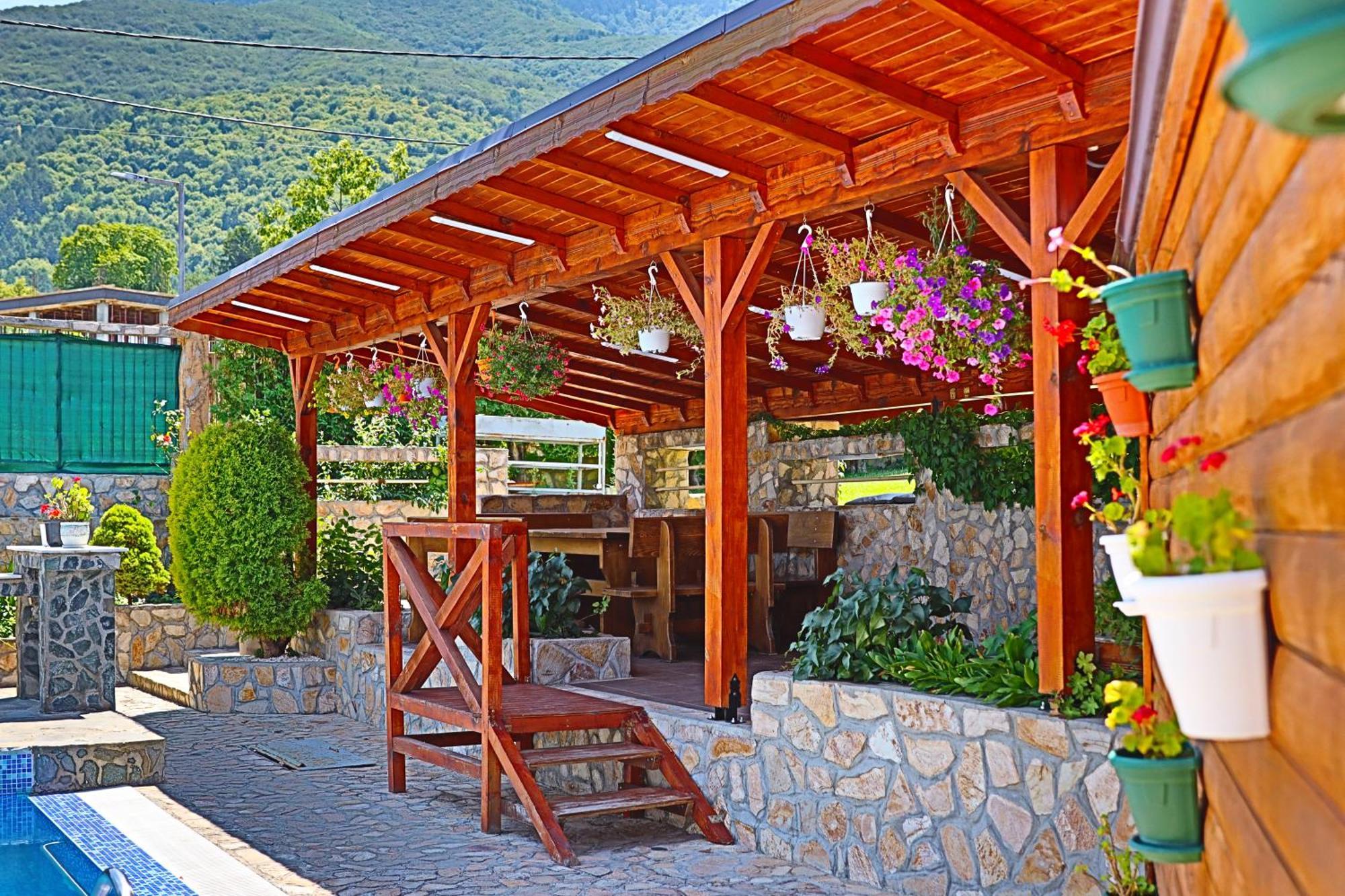 Holiday House Kubrat Sapareva Banya Bagian luar foto
