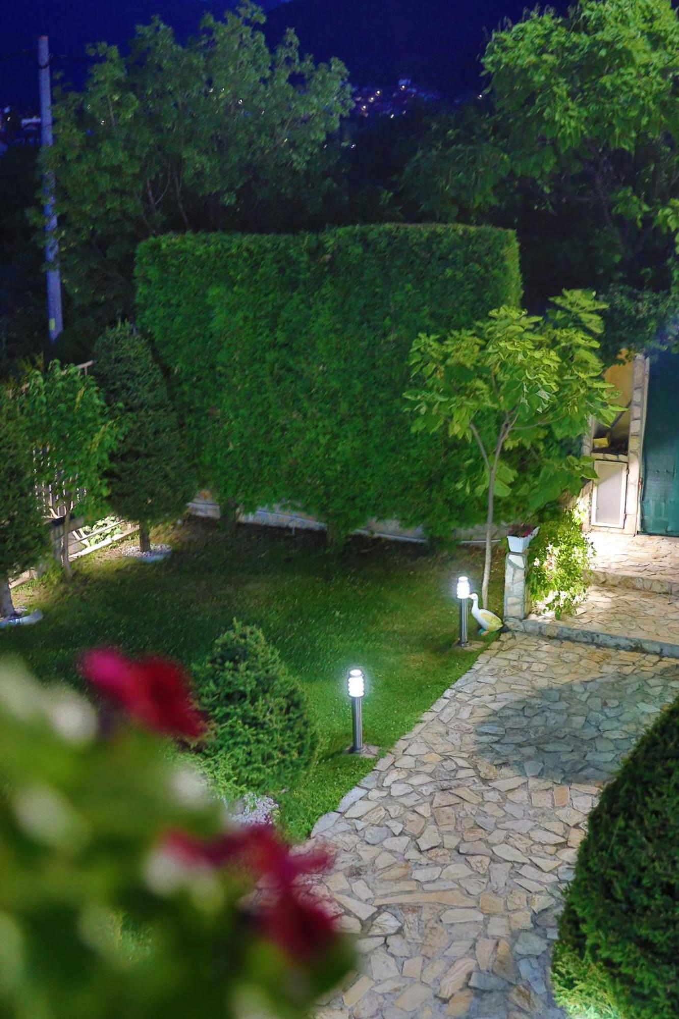 Holiday House Kubrat Sapareva Banya Bagian luar foto
