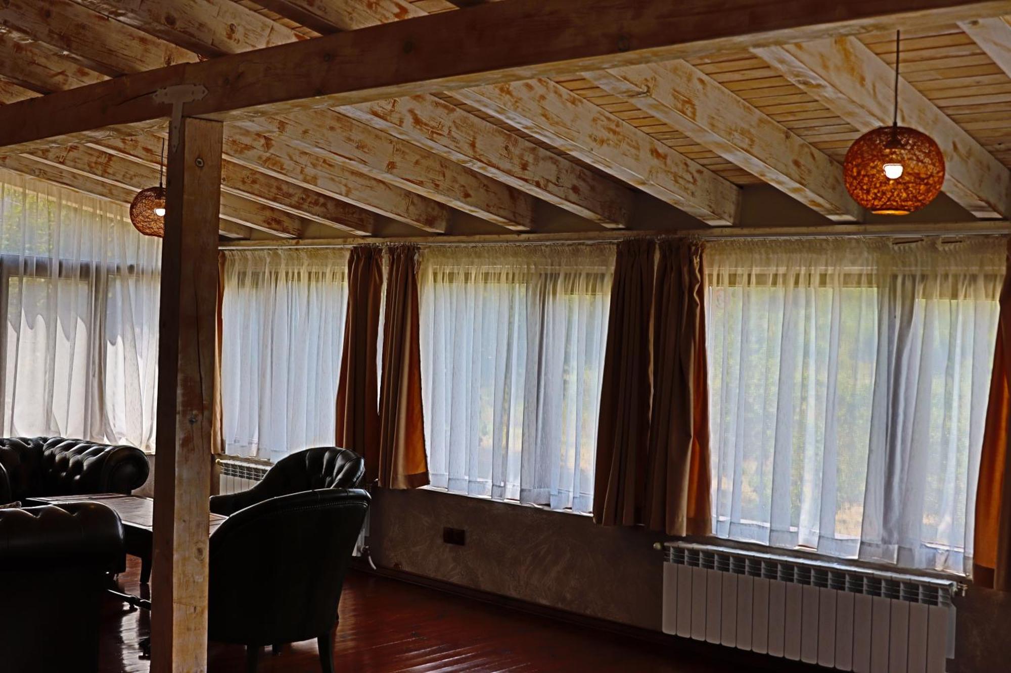 Holiday House Kubrat Sapareva Banya Bagian luar foto