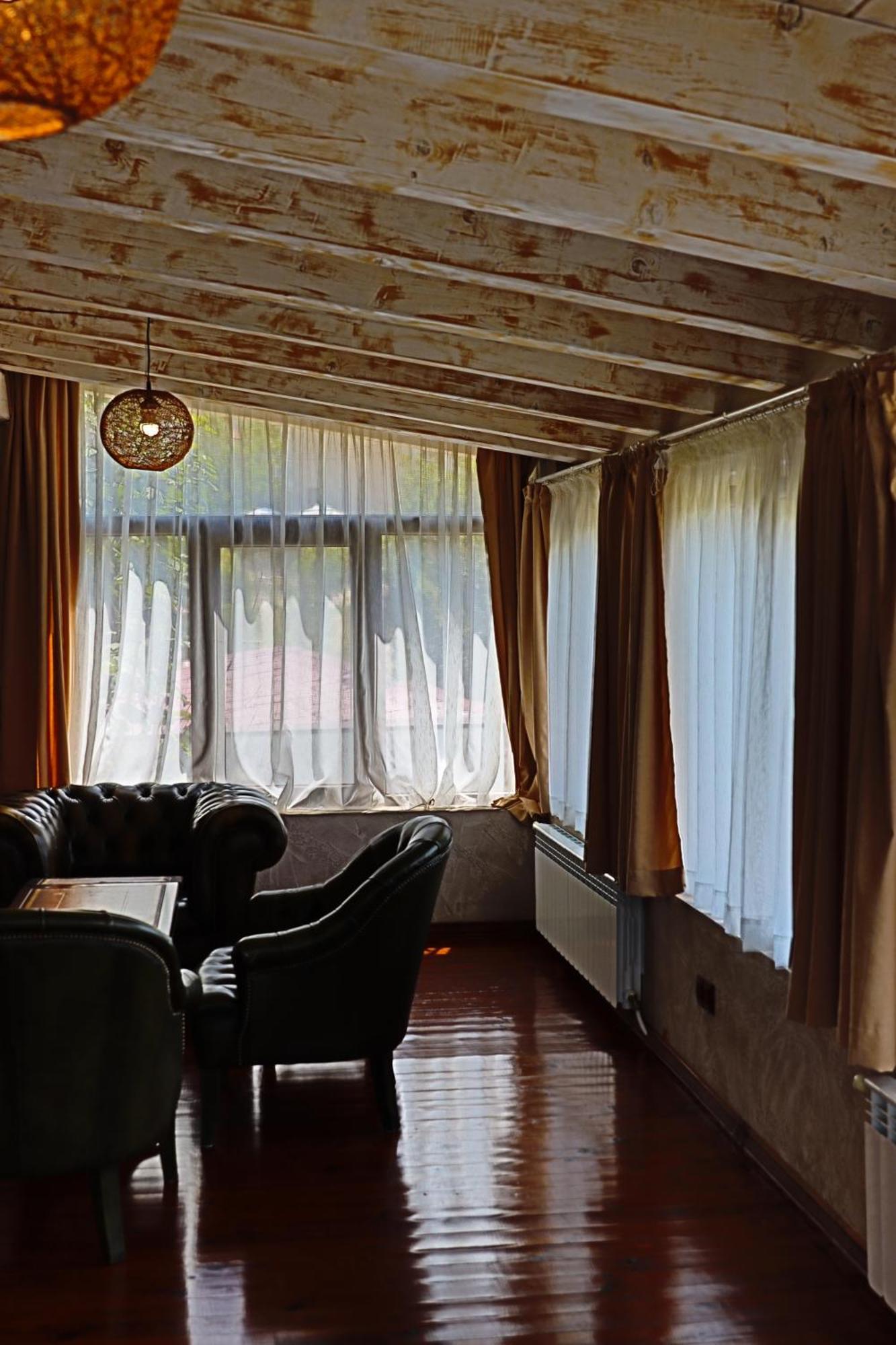Holiday House Kubrat Sapareva Banya Bagian luar foto
