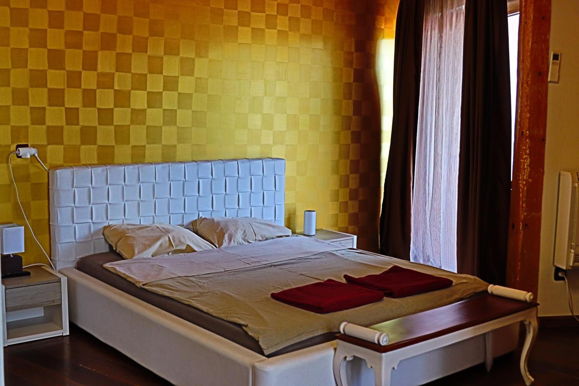 Holiday House Kubrat Sapareva Banya Bagian luar foto