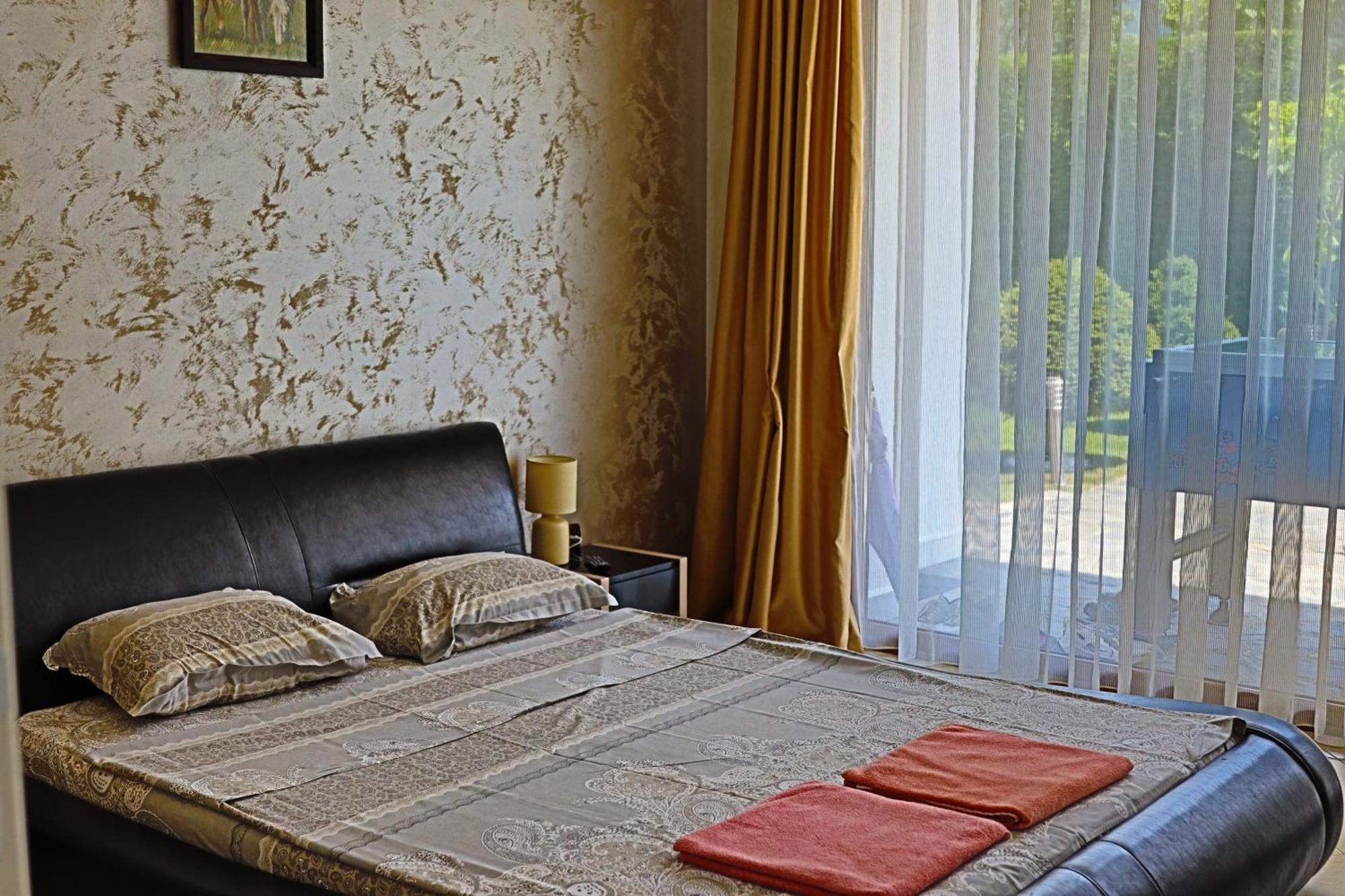 Holiday House Kubrat Sapareva Banya Bagian luar foto
